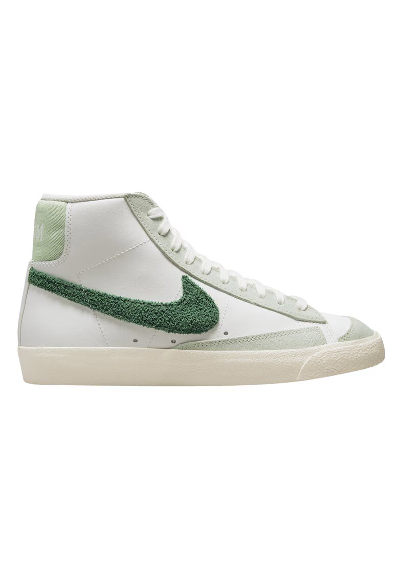 Nike Дамски маратонки Blazer Mid '77 VNTG DX8959-100 - бели