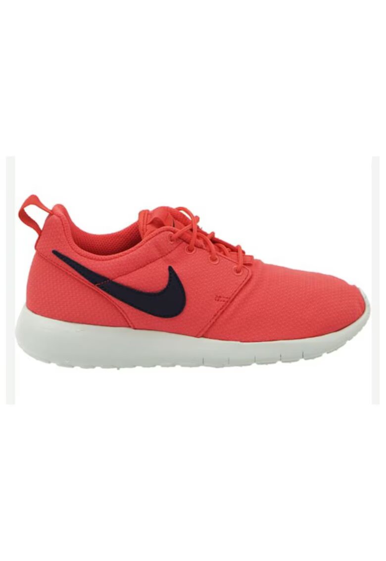 Nike Дамски спортни обувки - Roshe One - текстил - Червени - Червен