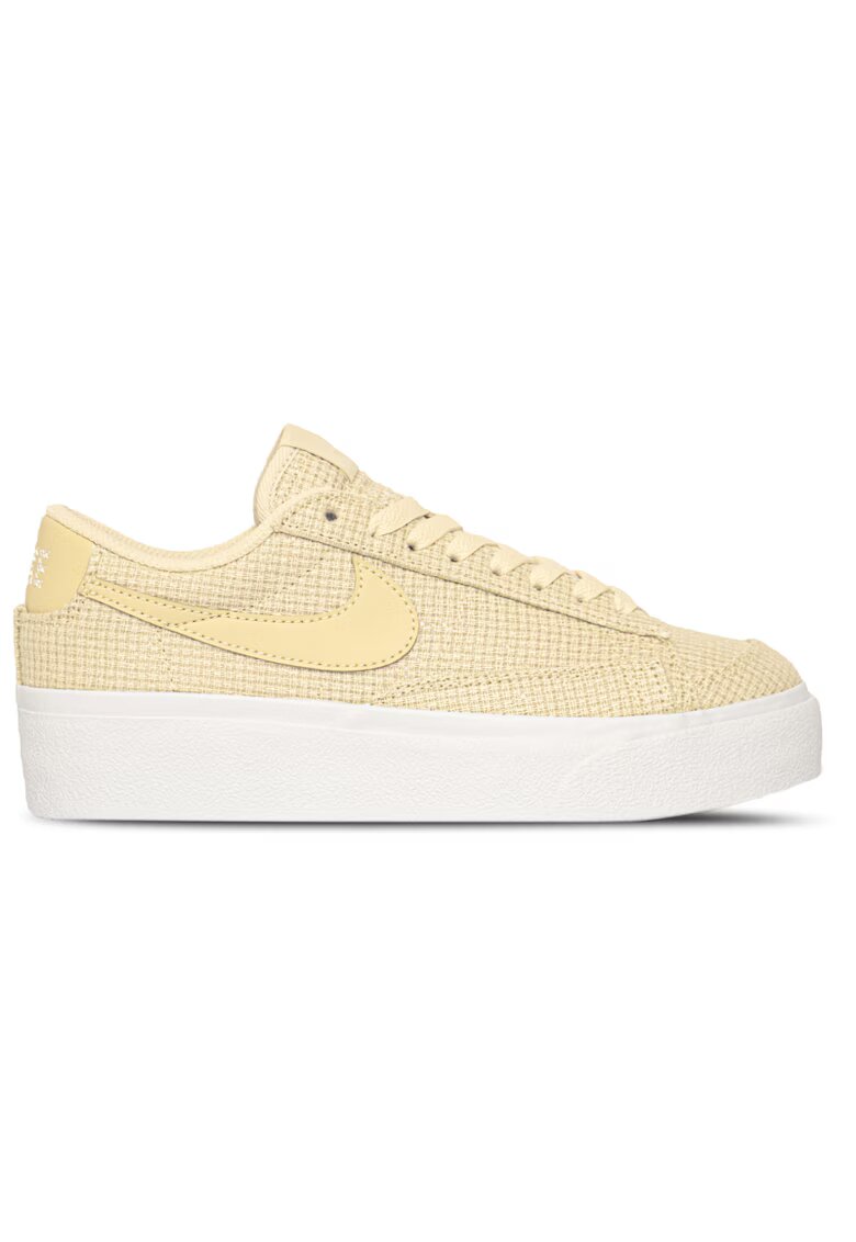 Nike Дамски спортни обувки с ниска платформа и сако - DN0744-700 - зелени