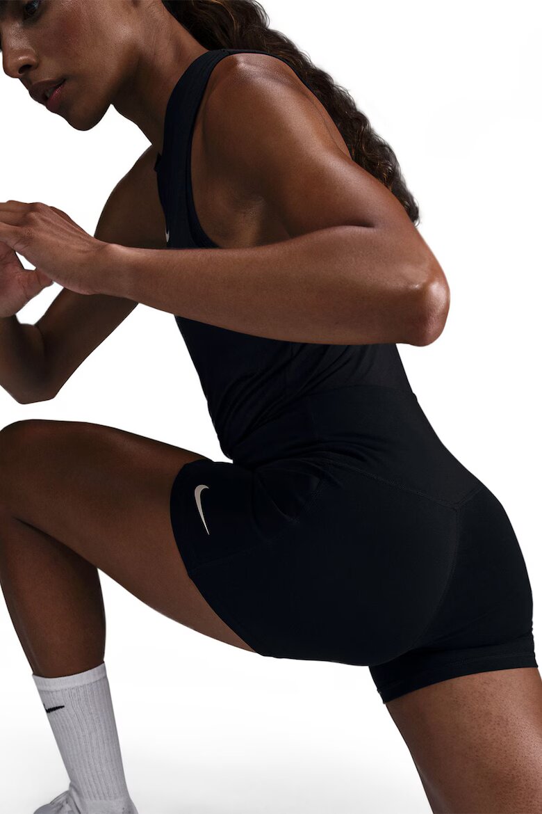 Nike Фитнес шорти с лого Черен