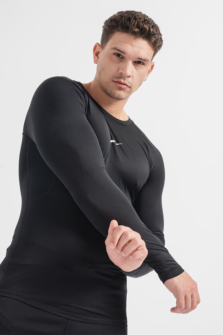 Nike Футболна блуза с Dri-FIT по тялото Черен