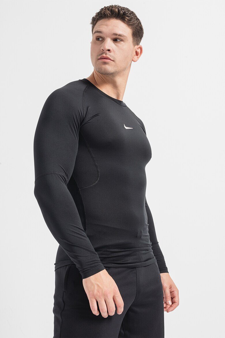 Nike Футболна блуза с Dri-FIT по тялото Черен