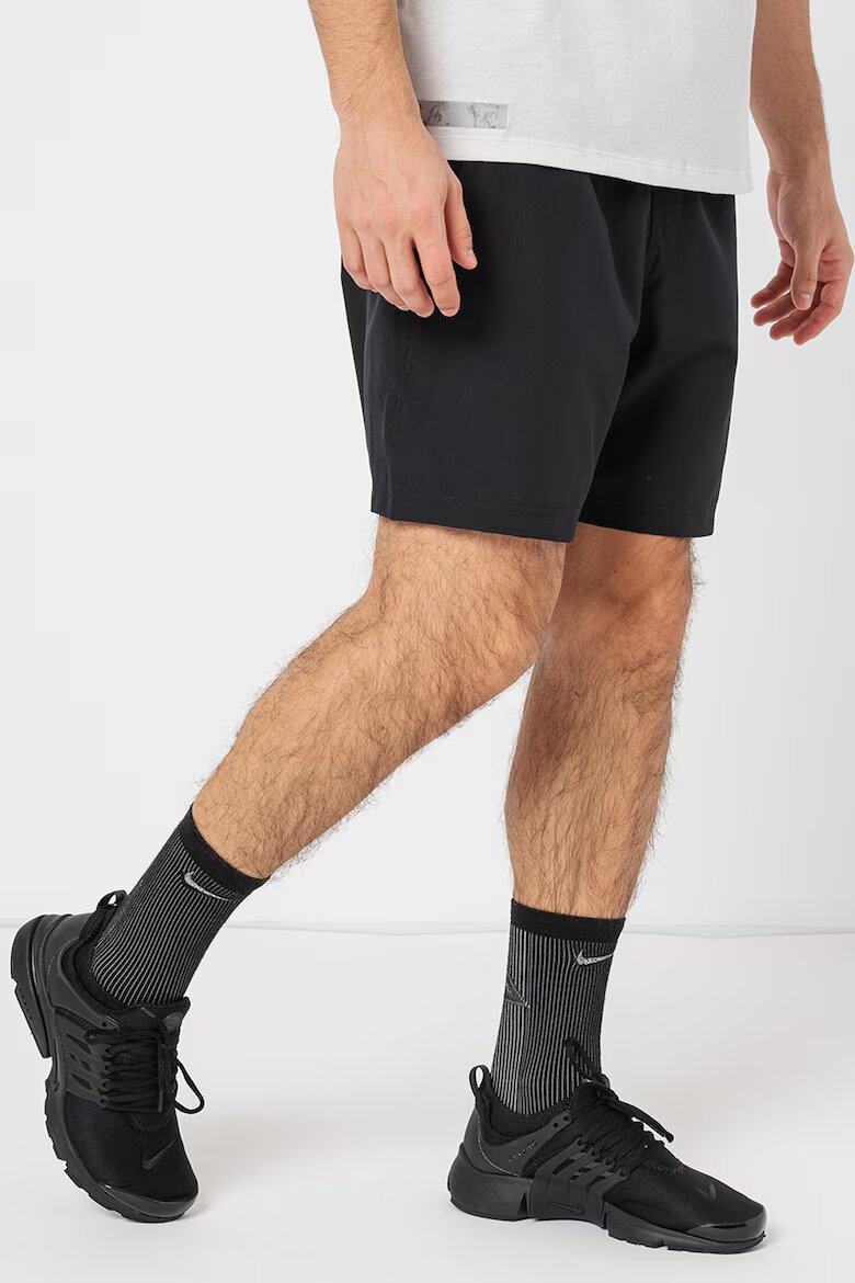 Nike Къс тренировъчен панталон с Dri-Fit и връзка Черен