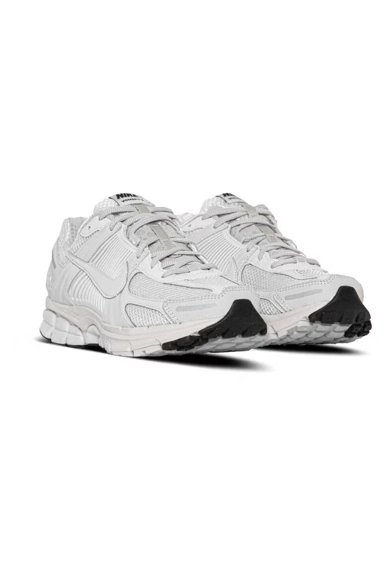 Nike Мъжки спортни обувки Zoom Vomero 5 SP - бели - текстил - градски стил - удобни