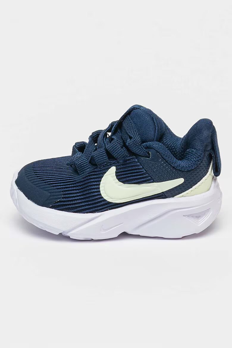 Nike Обувки Star Runner 4 за бягане със синтетика Бледозелен/Бял/Тъмносин