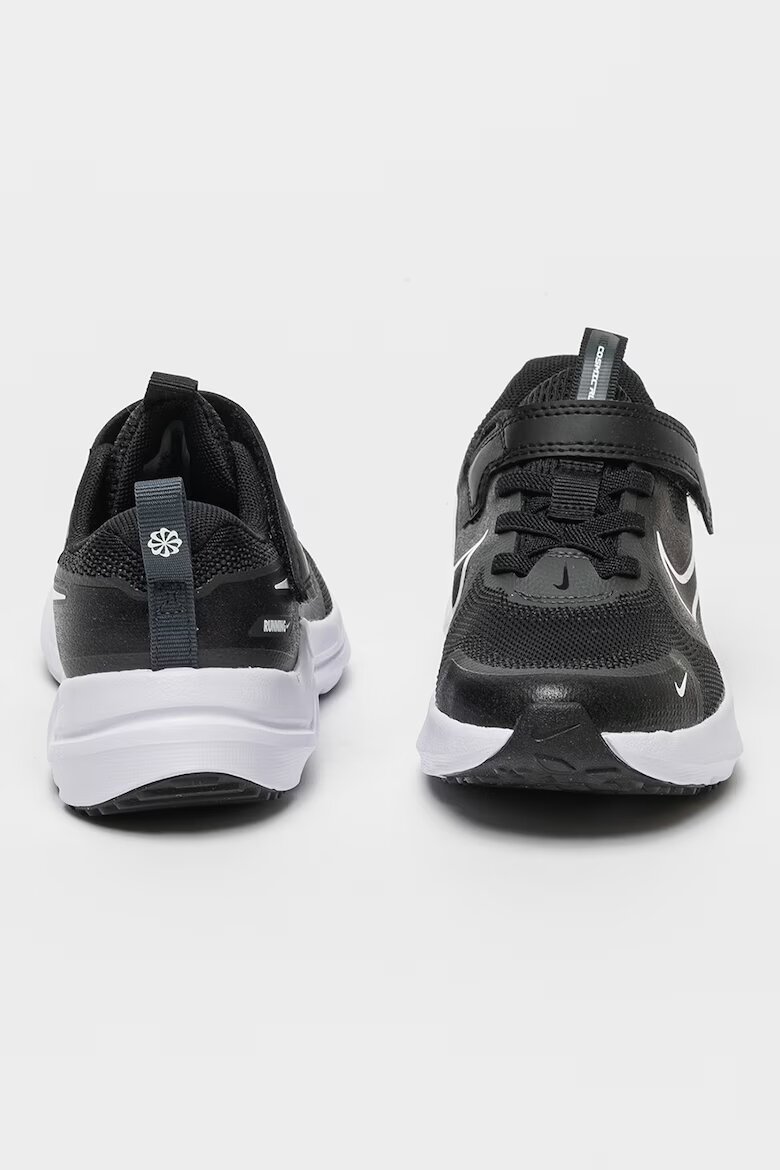 Nike Обувки за бягане Cosmic с велкро Черен/Бял