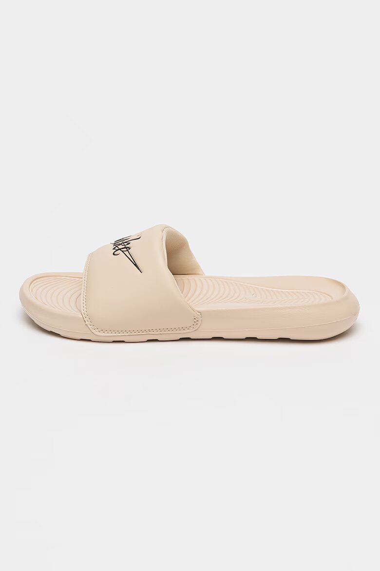 Nike One Черен/Крем