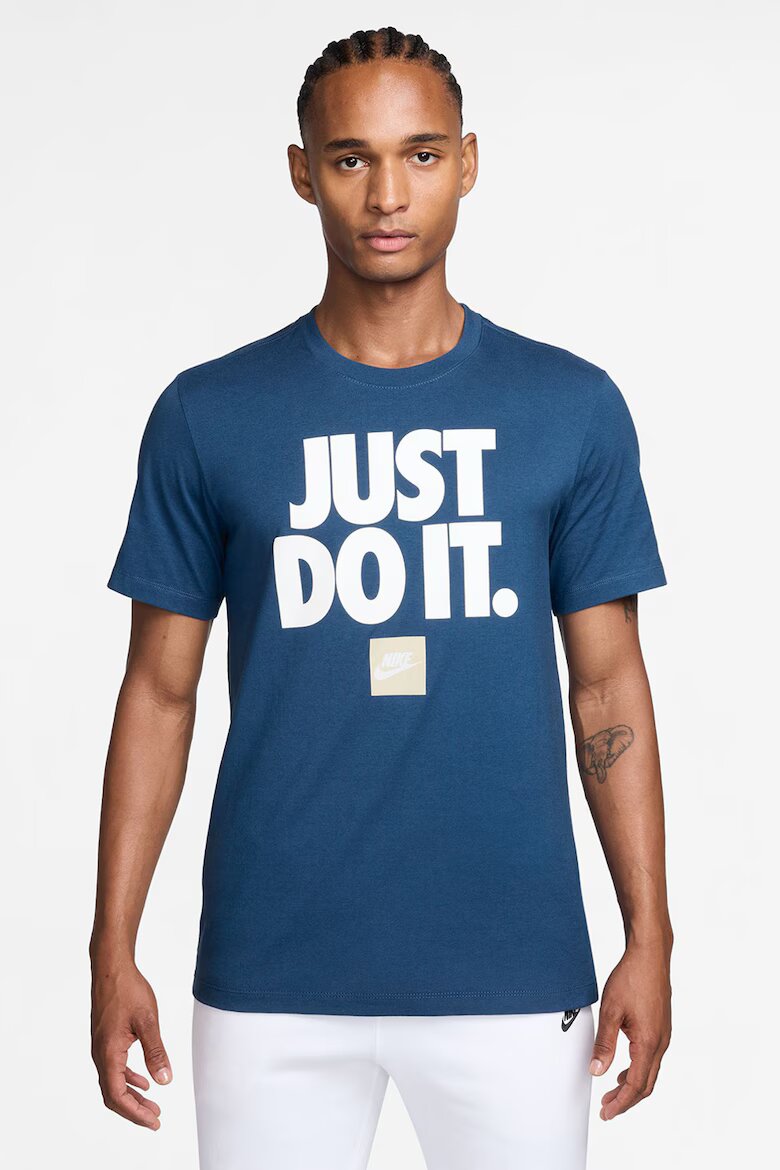 Nike Памучна тениска Sportswear с принт Бял/Тъмносин