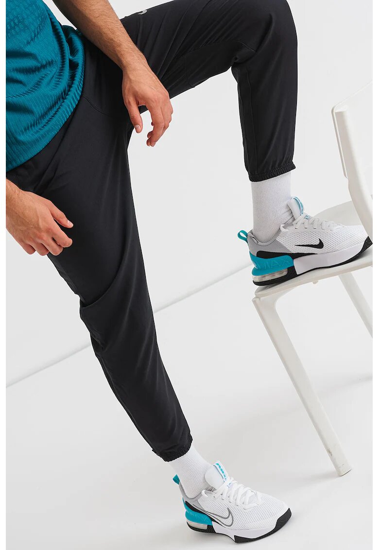 Nike Панталон за бягане с Dri Fit - Черен/Сребрист