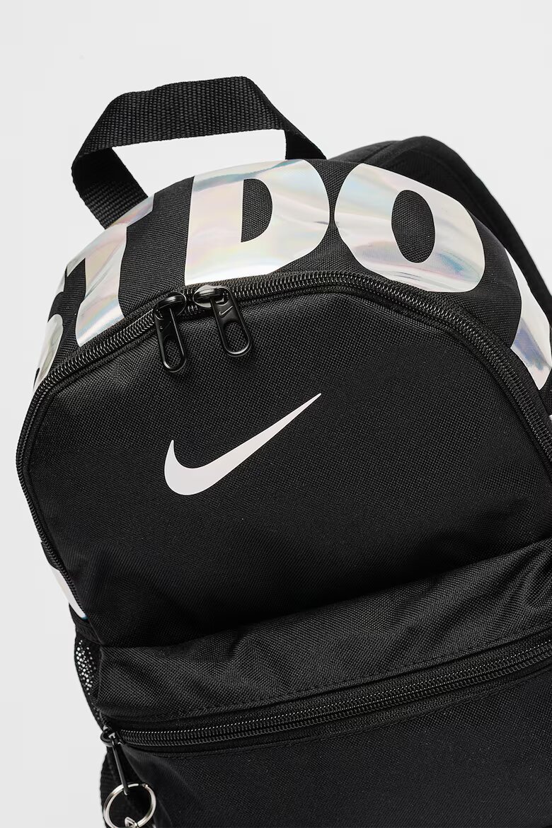 Nike Раница Brasilia с лого - 11 л Черен/Сребрист