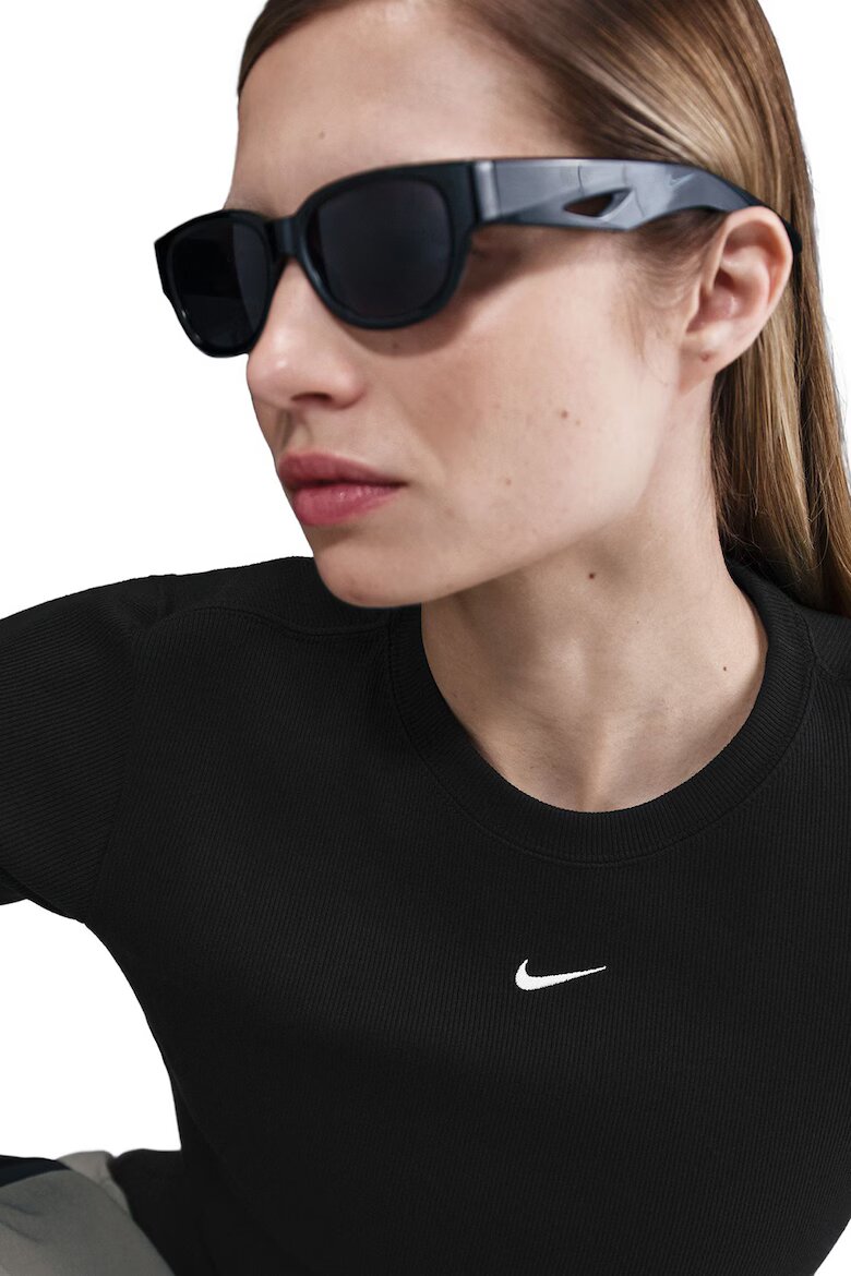 Nike Рипсена слим тениска Черен