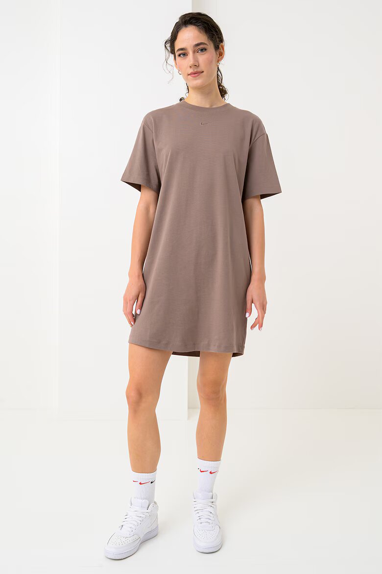 Nike Рокля-тениска Sportswear Essentials с овално деколте Кафяв/Сиво-кафяв