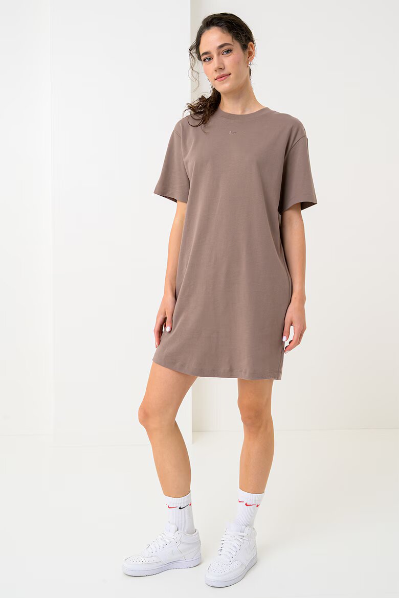 Nike Рокля-тениска Sportswear Essentials с овално деколте Кафяв/Сиво-кафяв