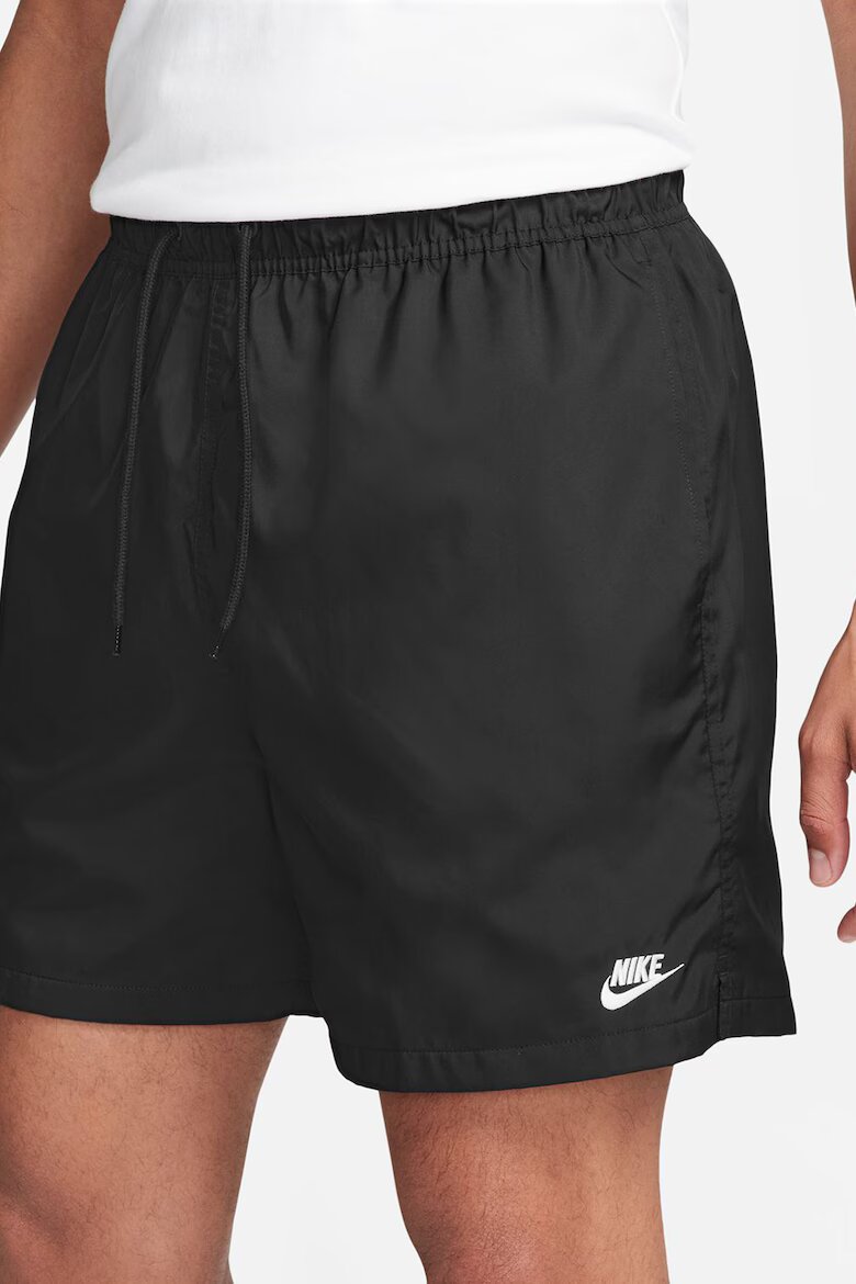 Nike Шорти Club с джобове встрани Черен