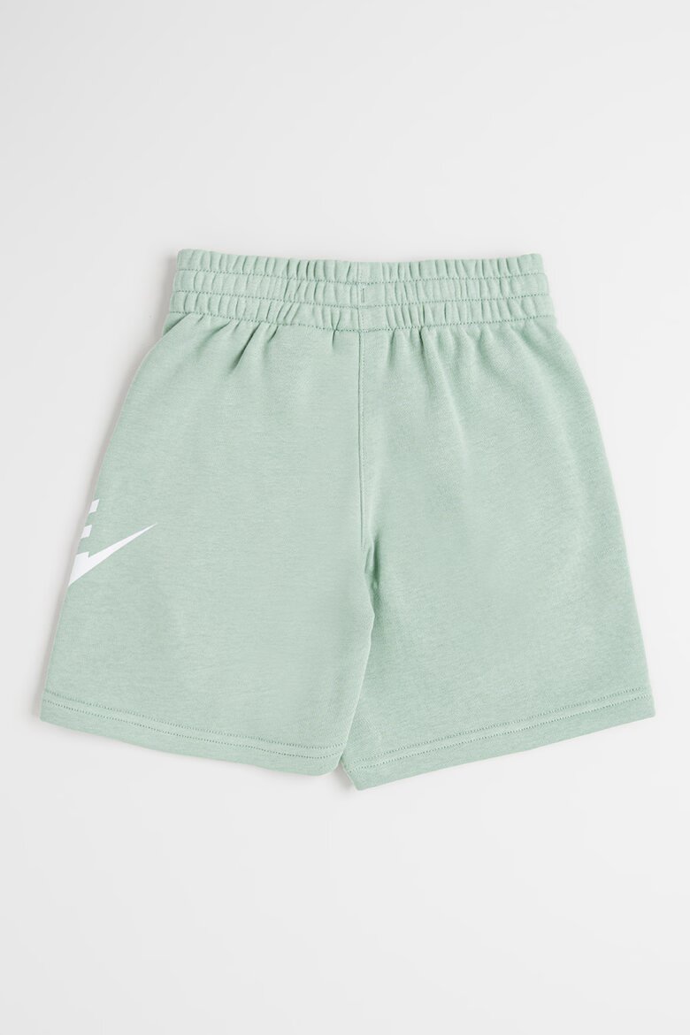 Nike Шорти Sportswear Club със скосени джобове Бял/Бледозелен