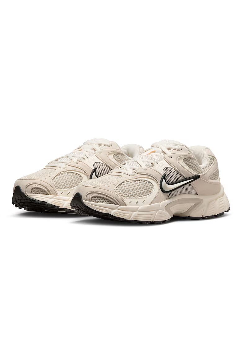 Nike Скосени спортни обувки V5 RNR с мрежеста материя Бежов