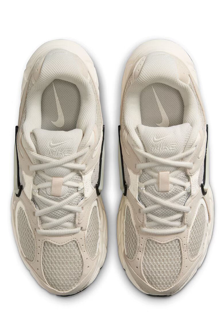 Nike Скосени спортни обувки V5 RNR с мрежеста материя Бежов