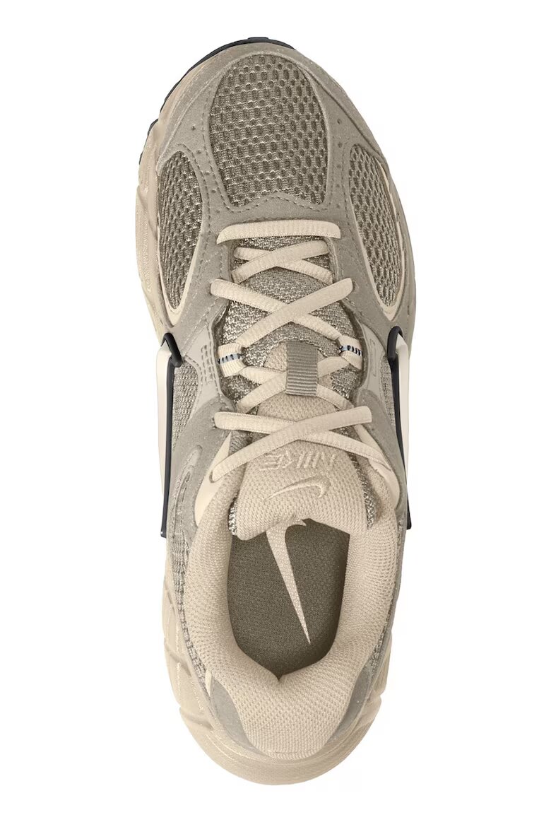 Nike Скосени спортни обувки V5 RNR с мрежеста материя Бежов