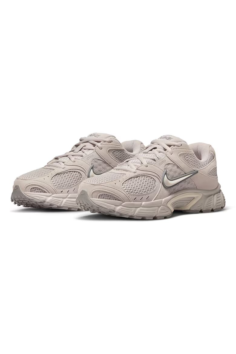 Nike Скосени спортни обувки V5 RNR с мрежеста материя Светло бежово