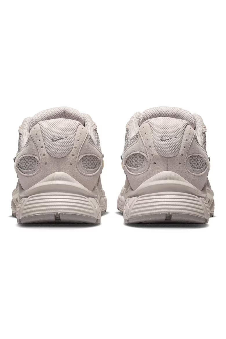 Nike Скосени спортни обувки V5 RNR с мрежеста материя Светло бежово