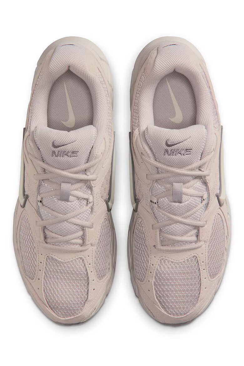 Nike Скосени спортни обувки V5 RNR с мрежеста материя Светло бежово