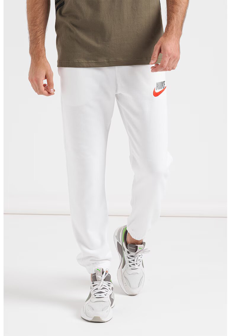 Nike Спортен панталон с памук и бродирано лого