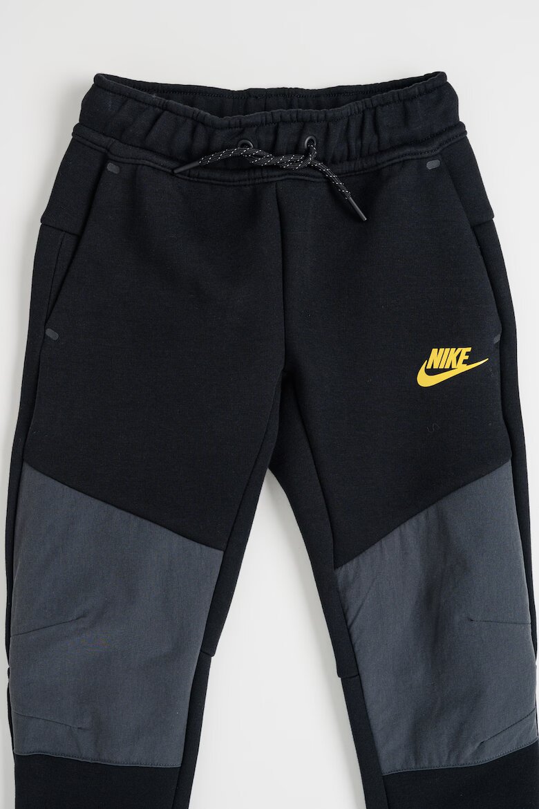 Nike Спортен панталон с памук с заден джоб с цип Черен/Tъмносив