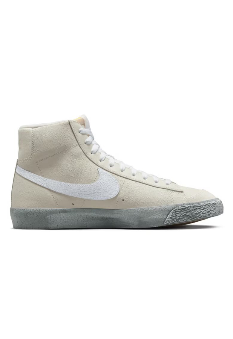 Nike Спортни обувки Blazer MID '77 SE EMB-DV0797-100
