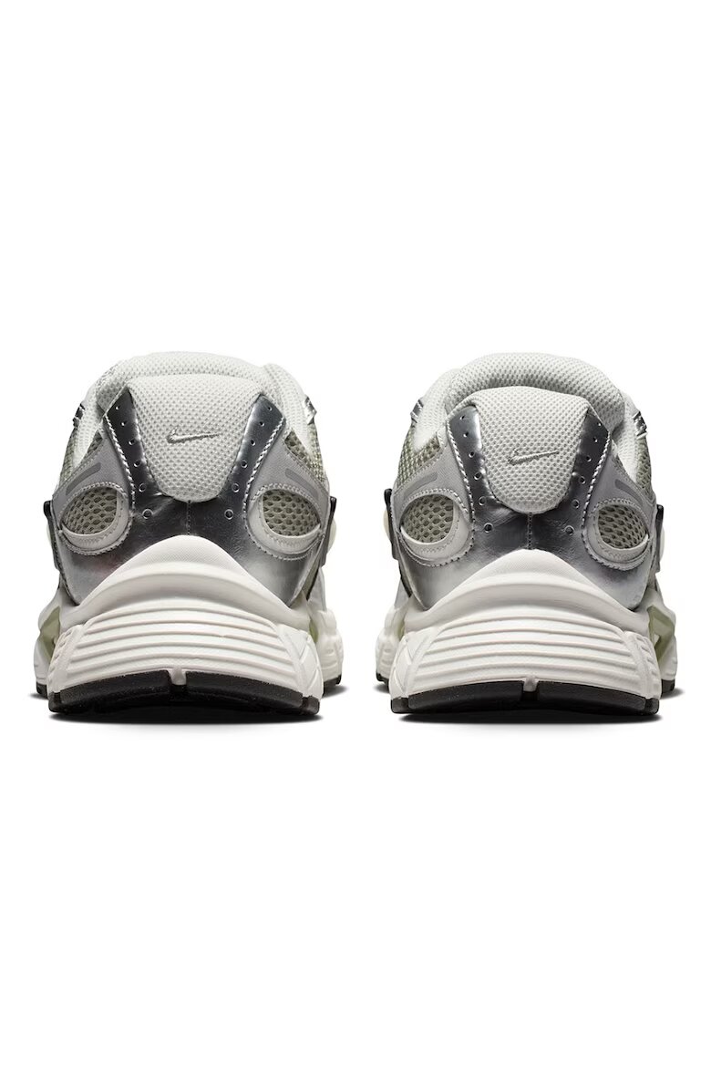 Nike Спортни обувки V5 RNR от еко кожа и текстил Сив