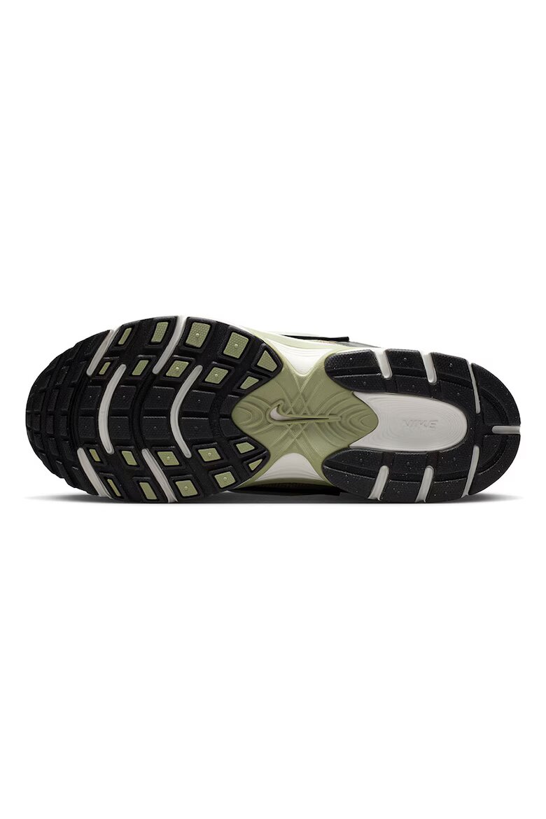Nike Спортни обувки V5 RNR от еко кожа и текстил Сив