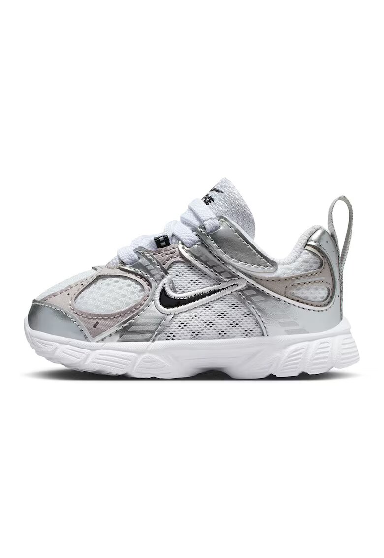 Nike Текстилни спортни обувки V5 RNR с еко кожа - Бял/Сребрист