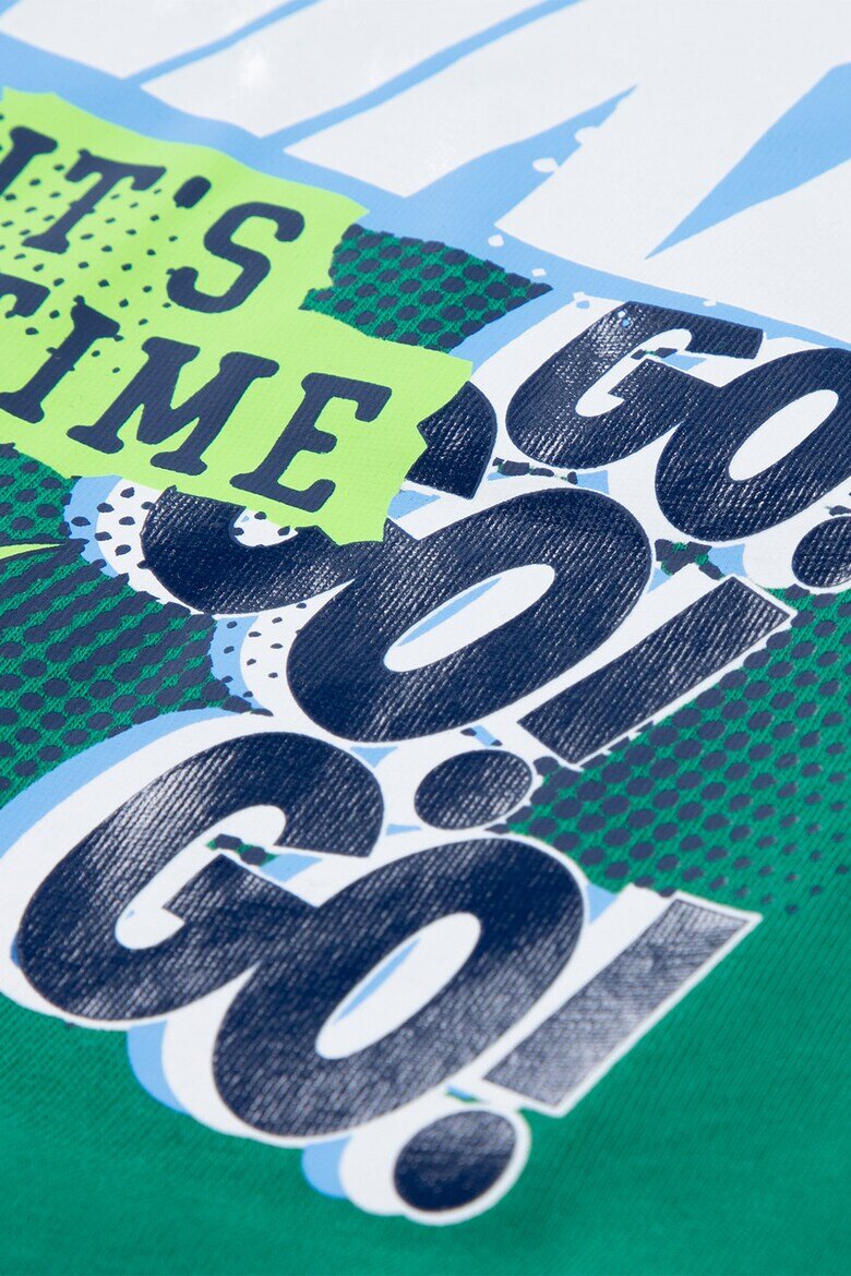 Nike Тениска Collage с контрастна шарка отпред Зелен/Пастелносин/Бял