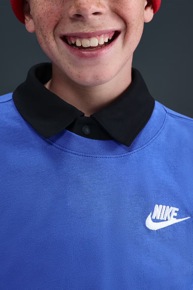 Nike Тениска Futura с овално деколте Светлосин
