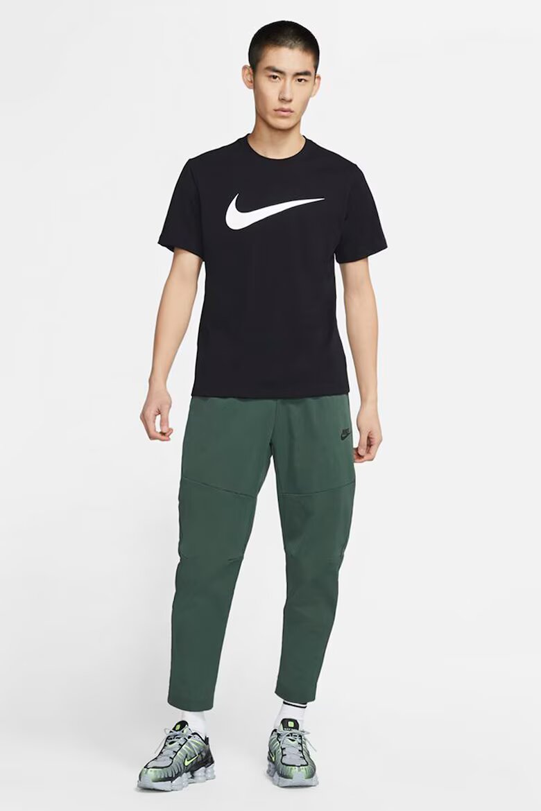 Nike Тениска Sportswear Swoosh с лого Черен