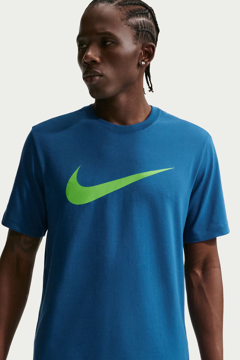 Nike Тениска Sportswear Swoosh с лого Лайм зелено/Син