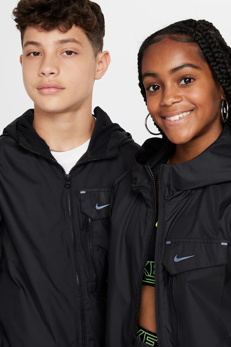 Nike Яке с качулка и три джоба Черен