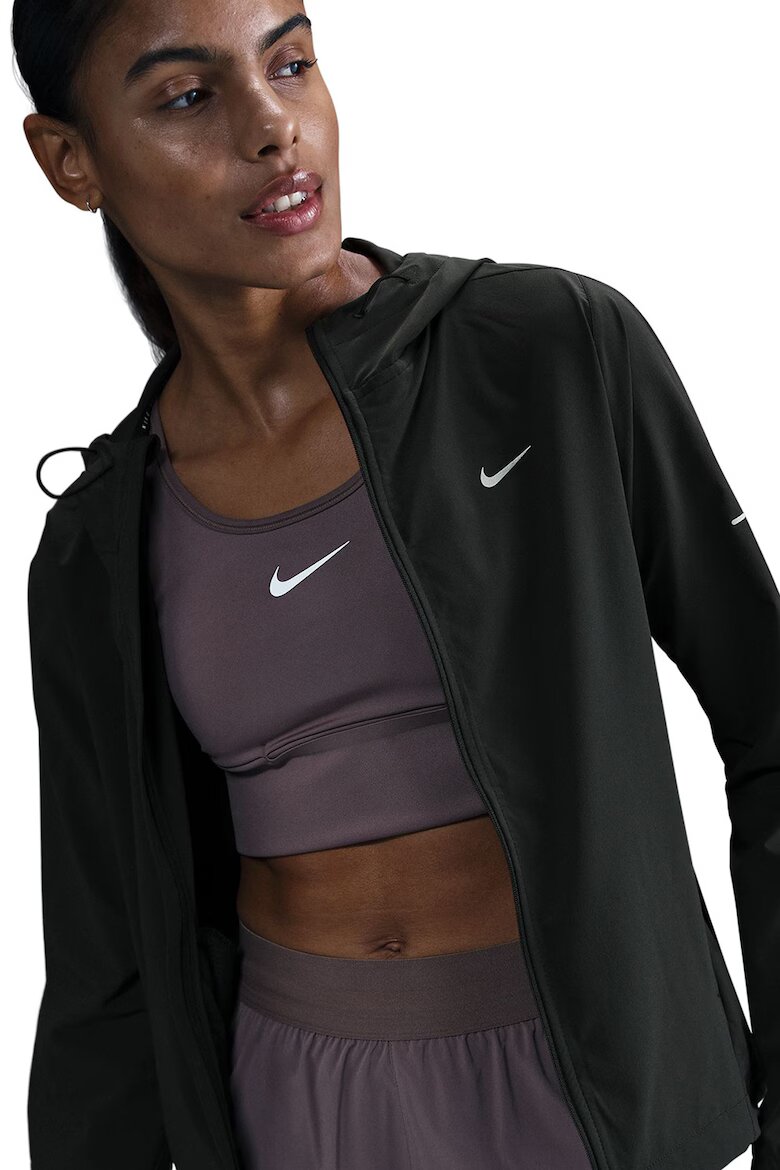 Nike Яке за бягане Swift с качулка Черен