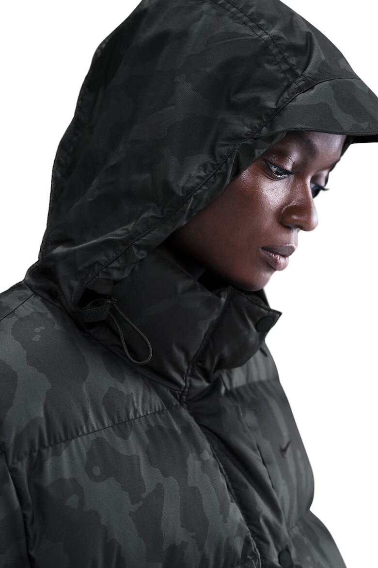 Nike Зимно яке с десен Черен/Бледозелен