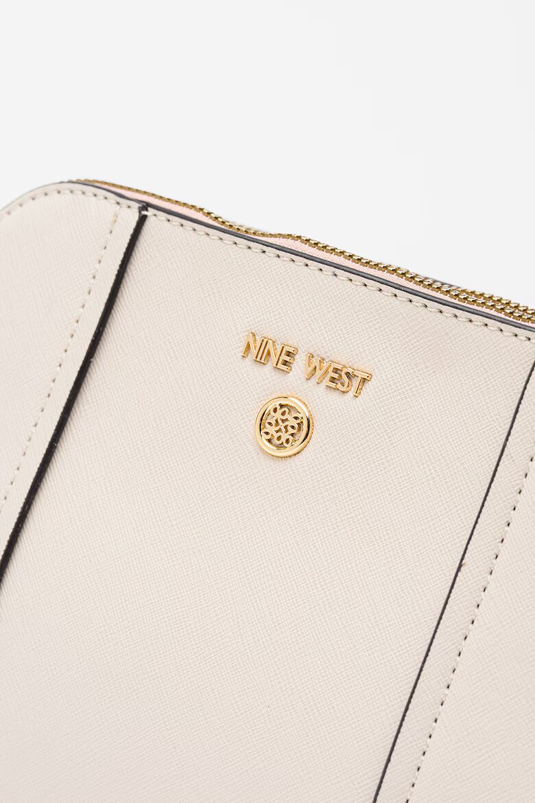 NINE WEST Чанта през рамо Grady от еко кожа Мръснобял