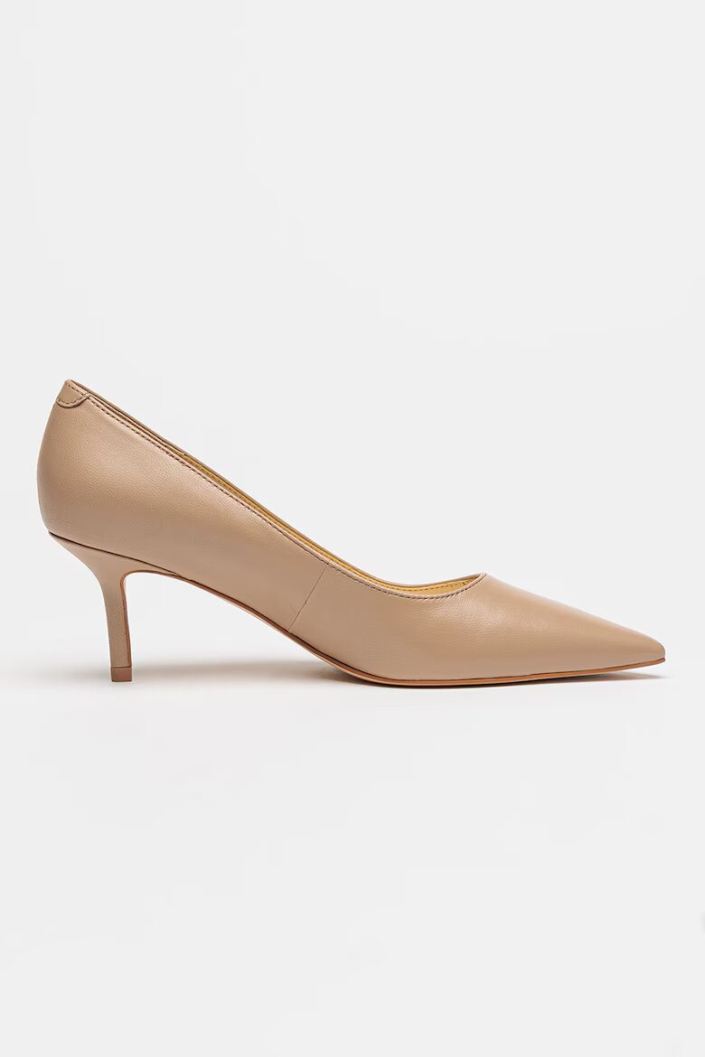 NINE WEST Кожени обувки Loby с остър връх Бежов