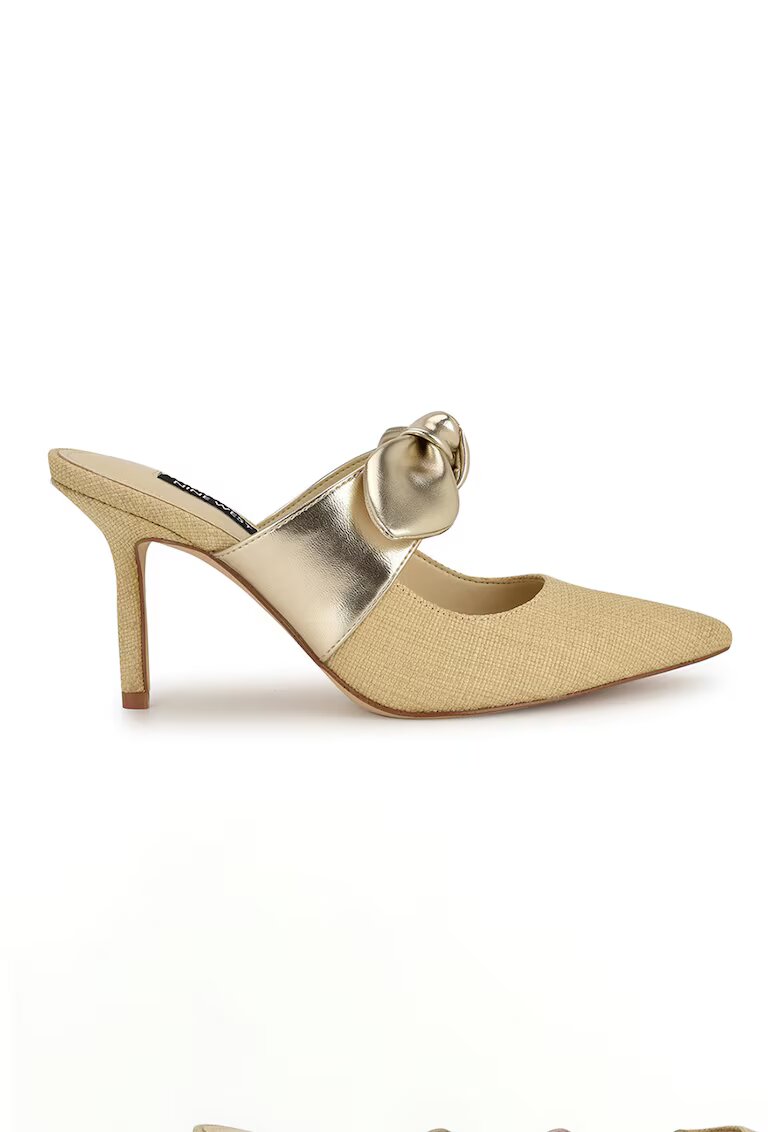 NINE WEST Заострени обувки Demmure с декоративна панделка - Златист/Камел