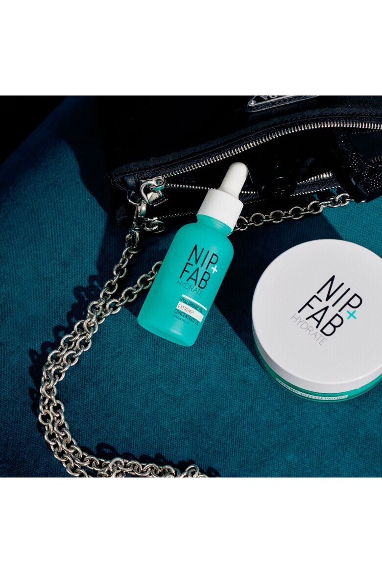 NIP+FAB Концентриран серум за лице 2% Hyaluronic Fix Extreme4 30 мл