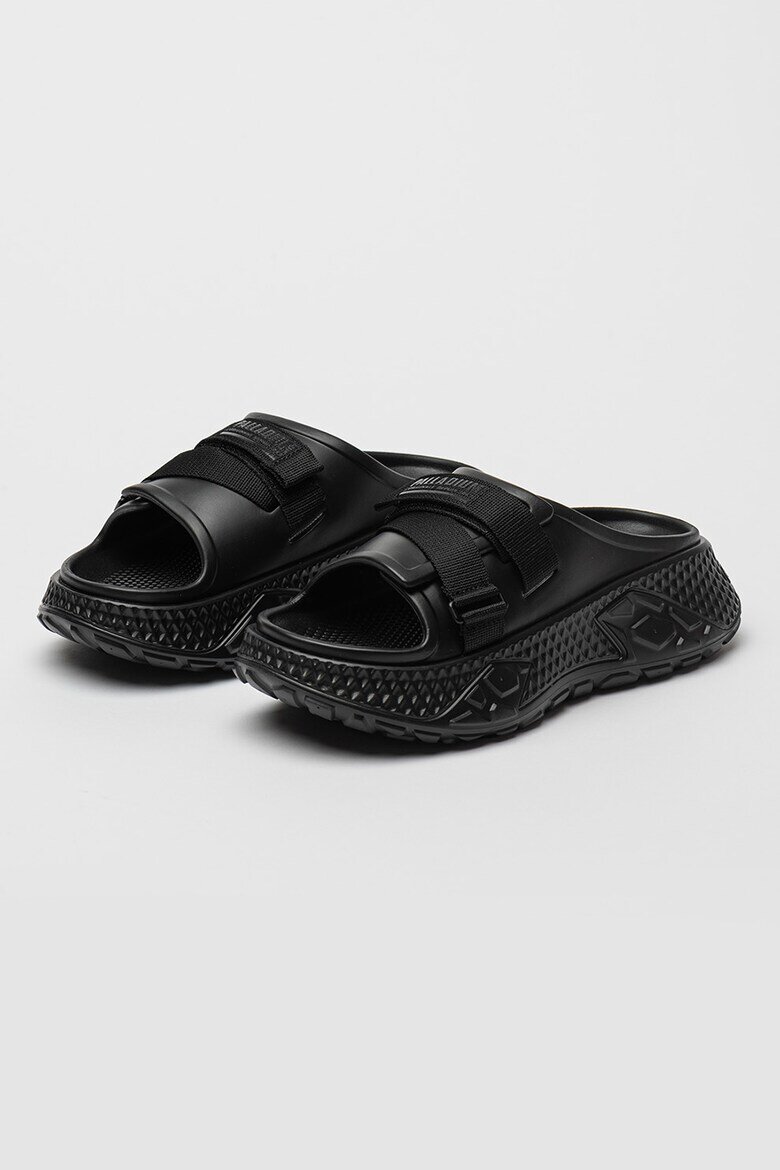 Palladium Унисекс чехли Offbound с масивен дизайн Черен