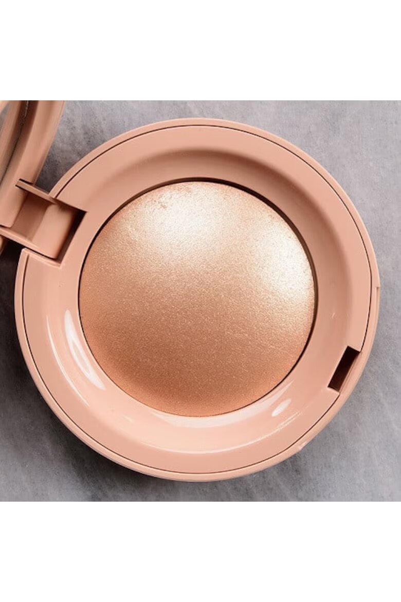 Rare Beauty Илюминатор Positive Light Silky Touch Flaunt 28 г