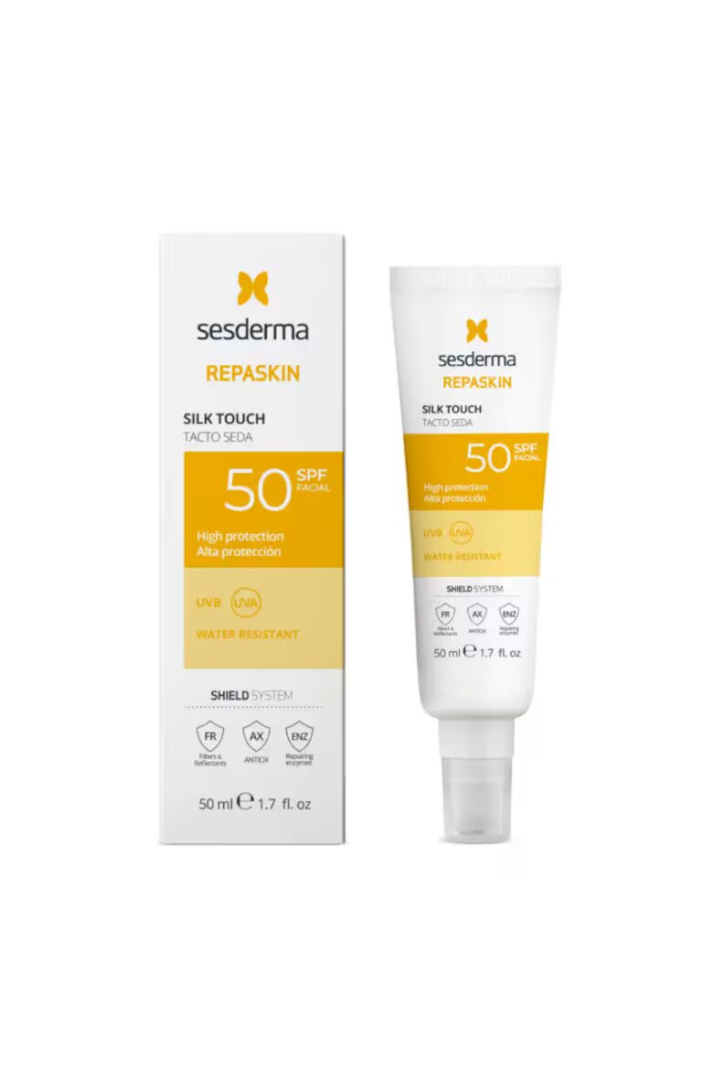 Sesderma Слънцезащитен лосион UVB/UVA REPASKIN Silk Touch SPF50 Кадифена и матова текстура Водоустойчив 50 мл