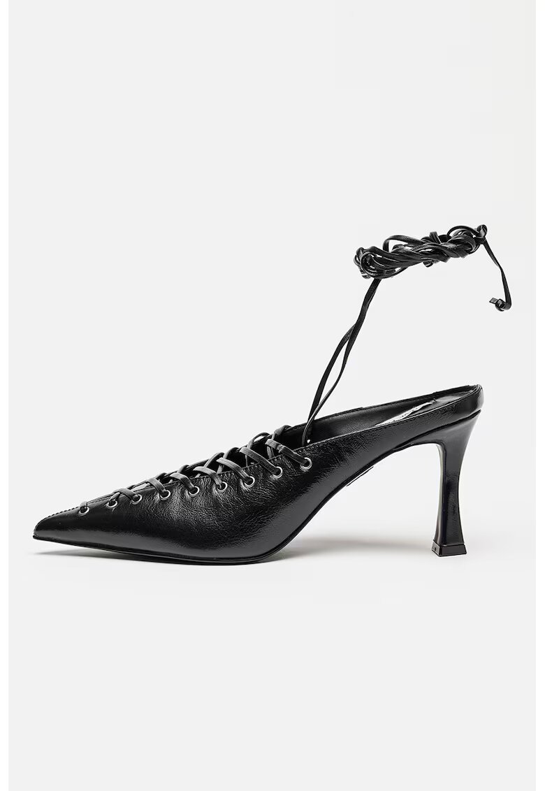 Steve Madden Кожени обувки Lacelle с отворена пета - Черен