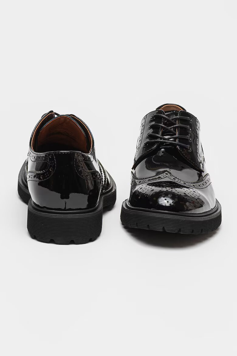 Steve Madden Лачени кожени обувки Mayor Brogue Черен