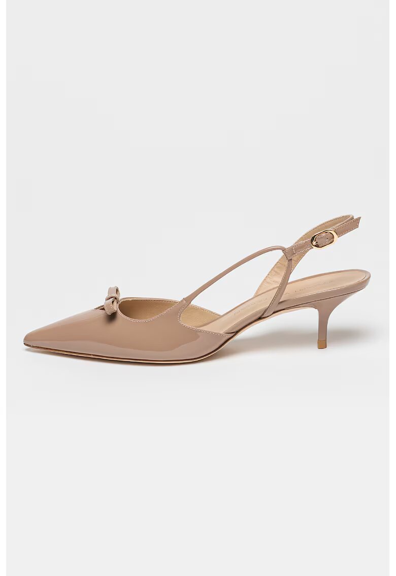 Stuart Weitzman Лачени кожени обувки Tully 50 - Тъмнокафяв