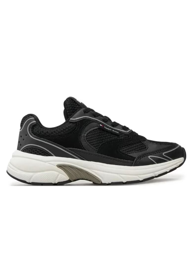 Tommy Hilfiger Дамски маратонки модел Coney - EN0EN02674-BDS - Черни
