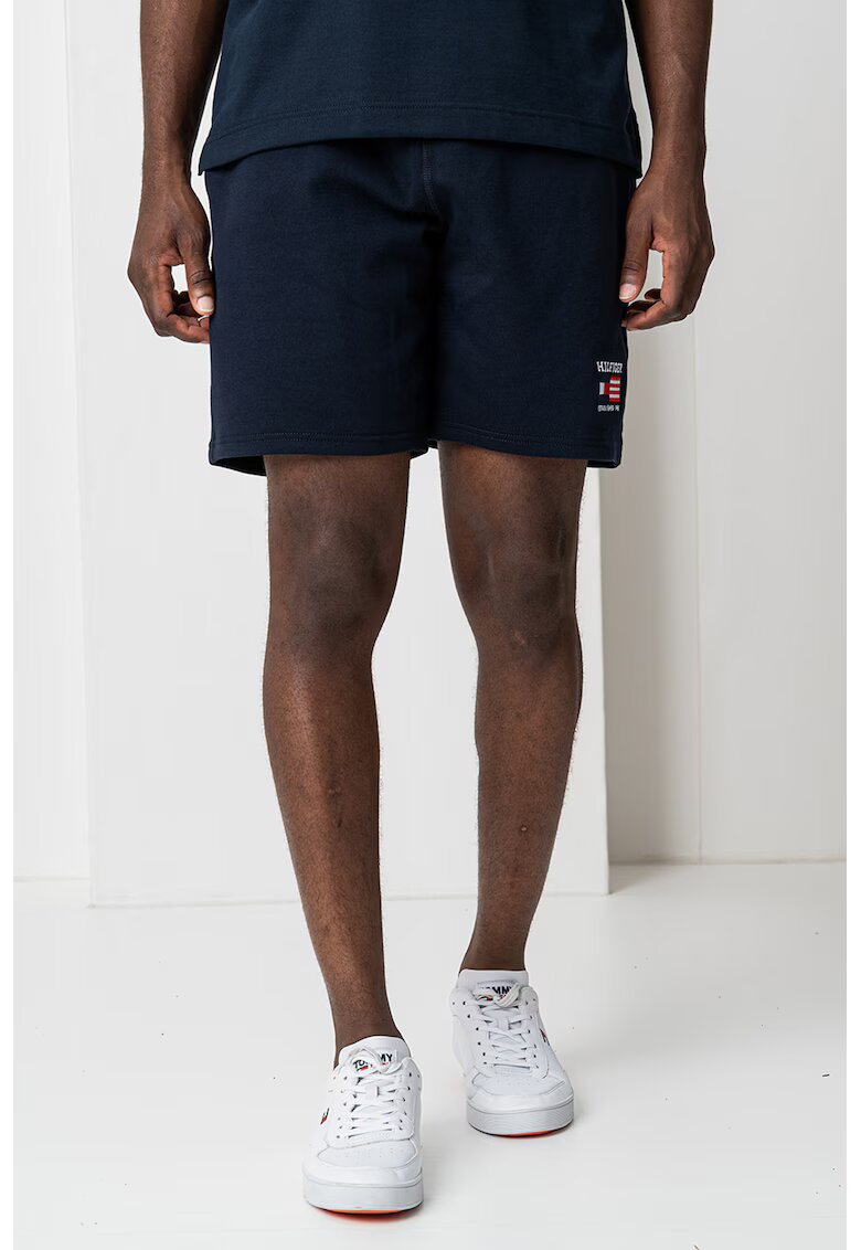 Tommy Hilfiger Къс панталон с връзки и лого